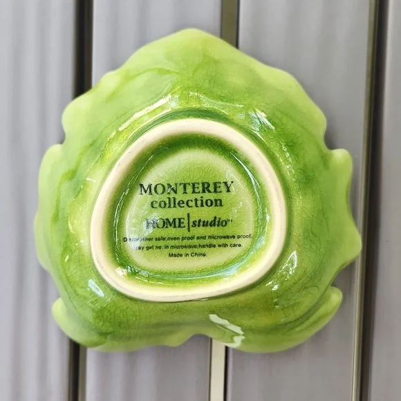 Monterey Collection Leaf-Shaped Ceramic Bowls Green Small Set Of 2 - Picture 6 of 13